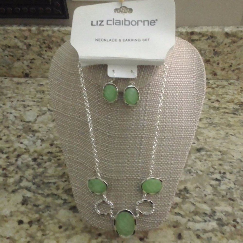 Womens Liz Claiborne Green Opal Earring & Necklace Set